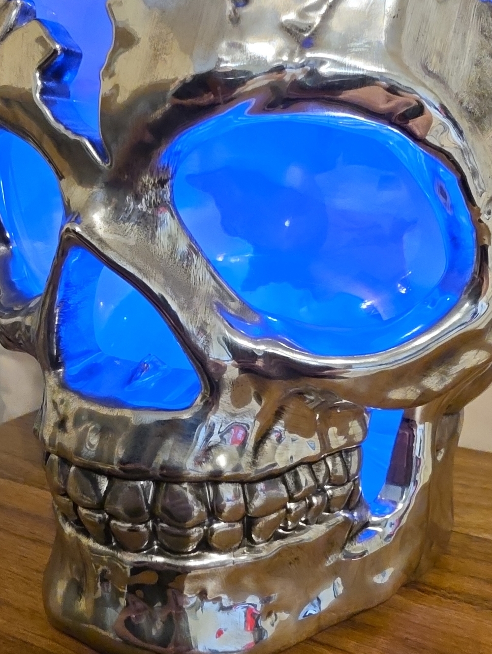 Bath & Body Works Lighted Skull Candle Holder